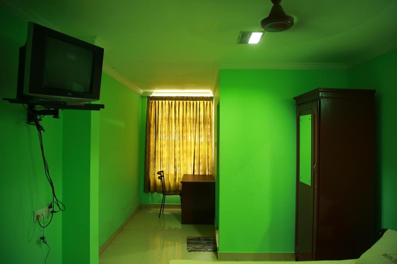 Kalathil Tourist Home Kunnamkulam Exterior photo