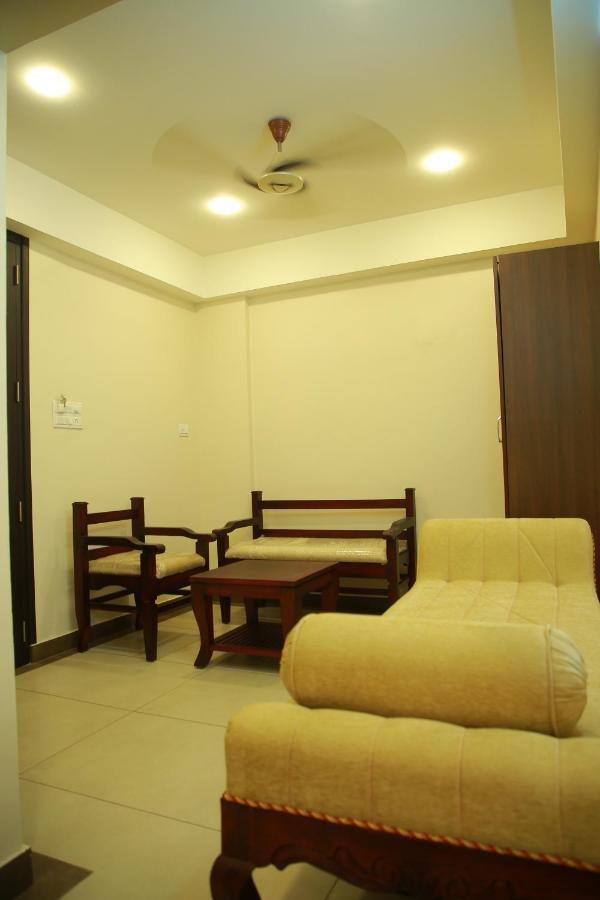 Kalathil Tourist Home Kunnamkulam Exterior photo
